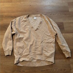 Champion Vneck Sweatshirt — Medium